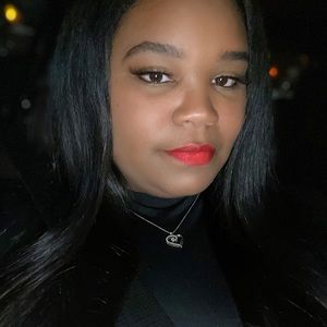 Meet your Posher, Raven